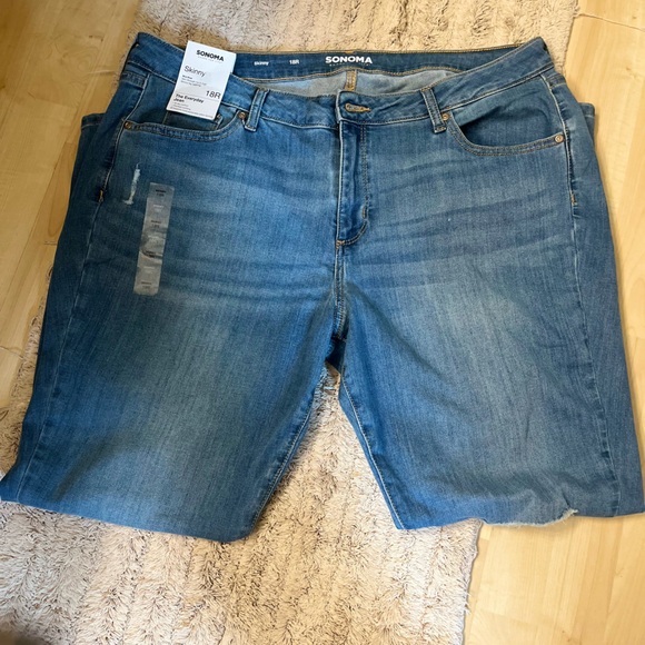 Sonoma Denim - NWT Sonoma 18R Skinny Mid Rise 401 Donner Jean